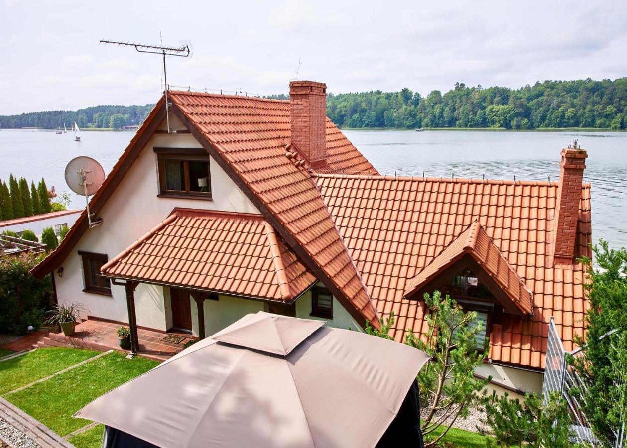 Willa Nad Jeziorem Mikołajki Buitenkant foto